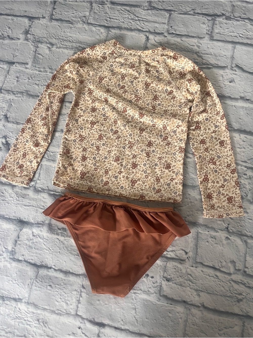 Rylee + Cru Rashguard Set - Flower Field 4-5T - Picture 3 of 8